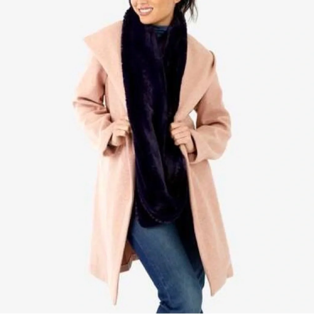NEW The Jetset Diaries Midnight Navy Faux Fur Infinity Scarf